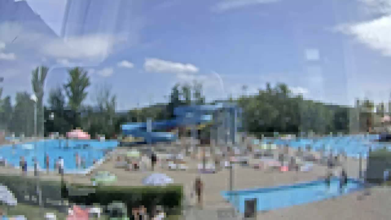 Trenčín, Summer Swimming Pool Outdoor  Live Cam - Trencin, Okres Trencin, Slovakia