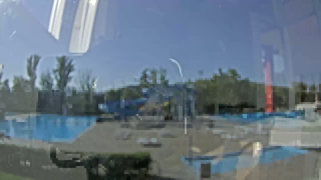 Trenčín, Summer Swimming Pool Outdoor  Live Cam - Trencin, Okres Trencin, Slovakia