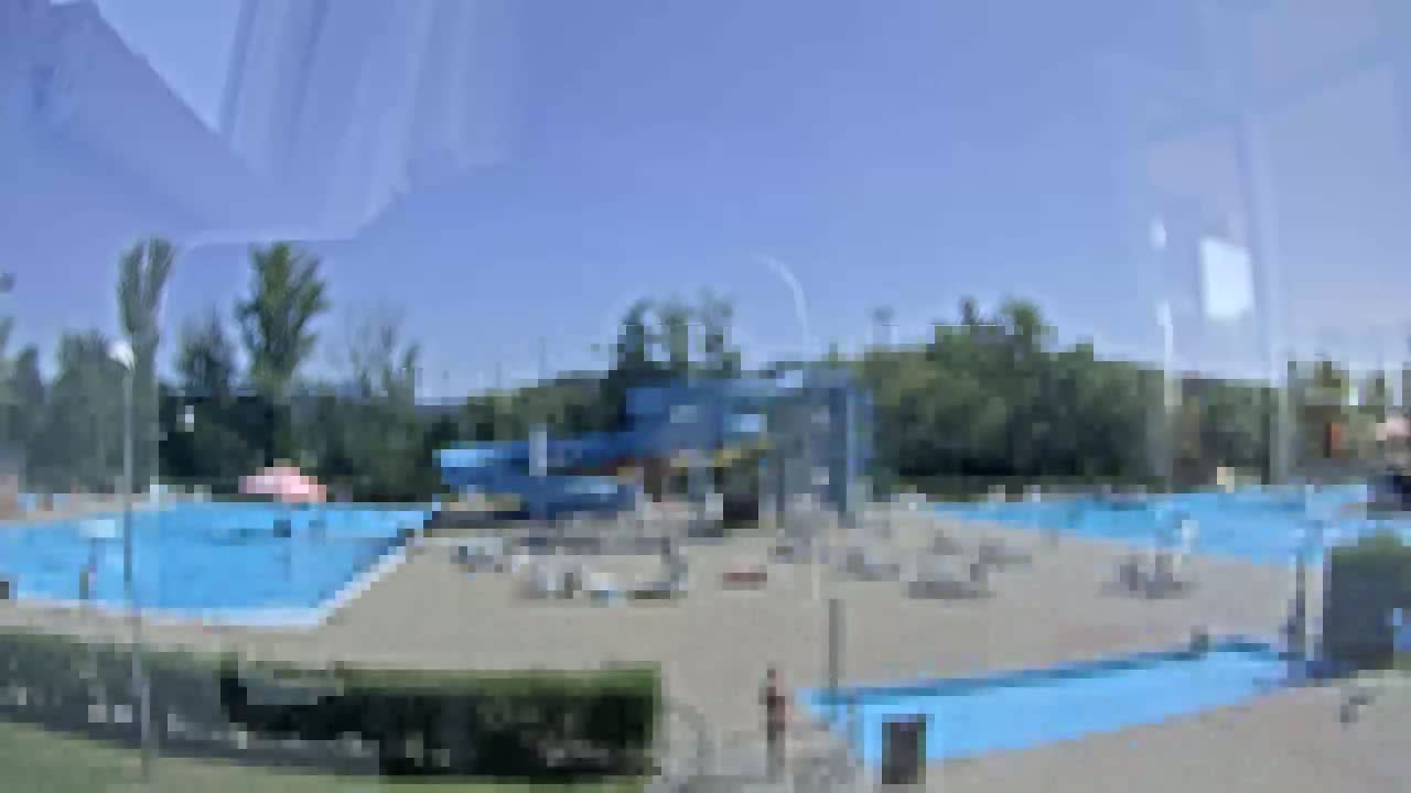 Trenčín, Summer Swimming Pool Outdoor  Live Cam - Trencin, Okres Trencin, Slovakia