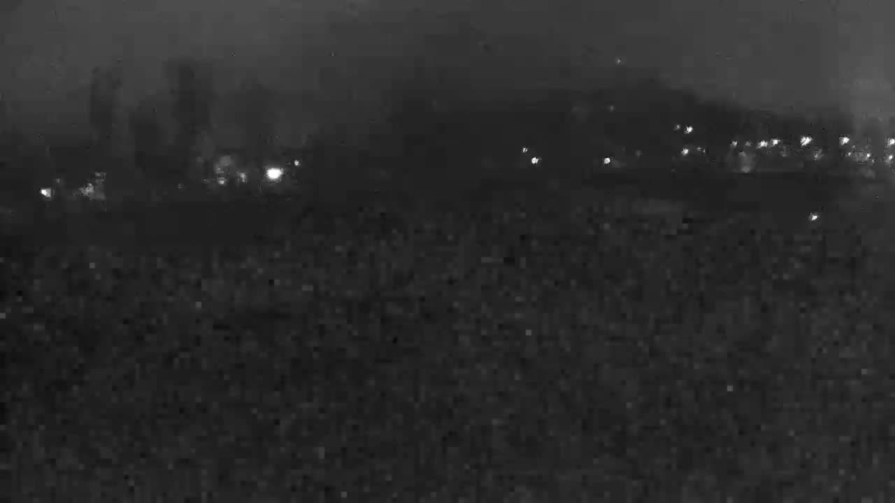 Trenčín, Summer Swimming Pool Outdoor  Live Cam - Trencin, Okres Trencin, Slovakia