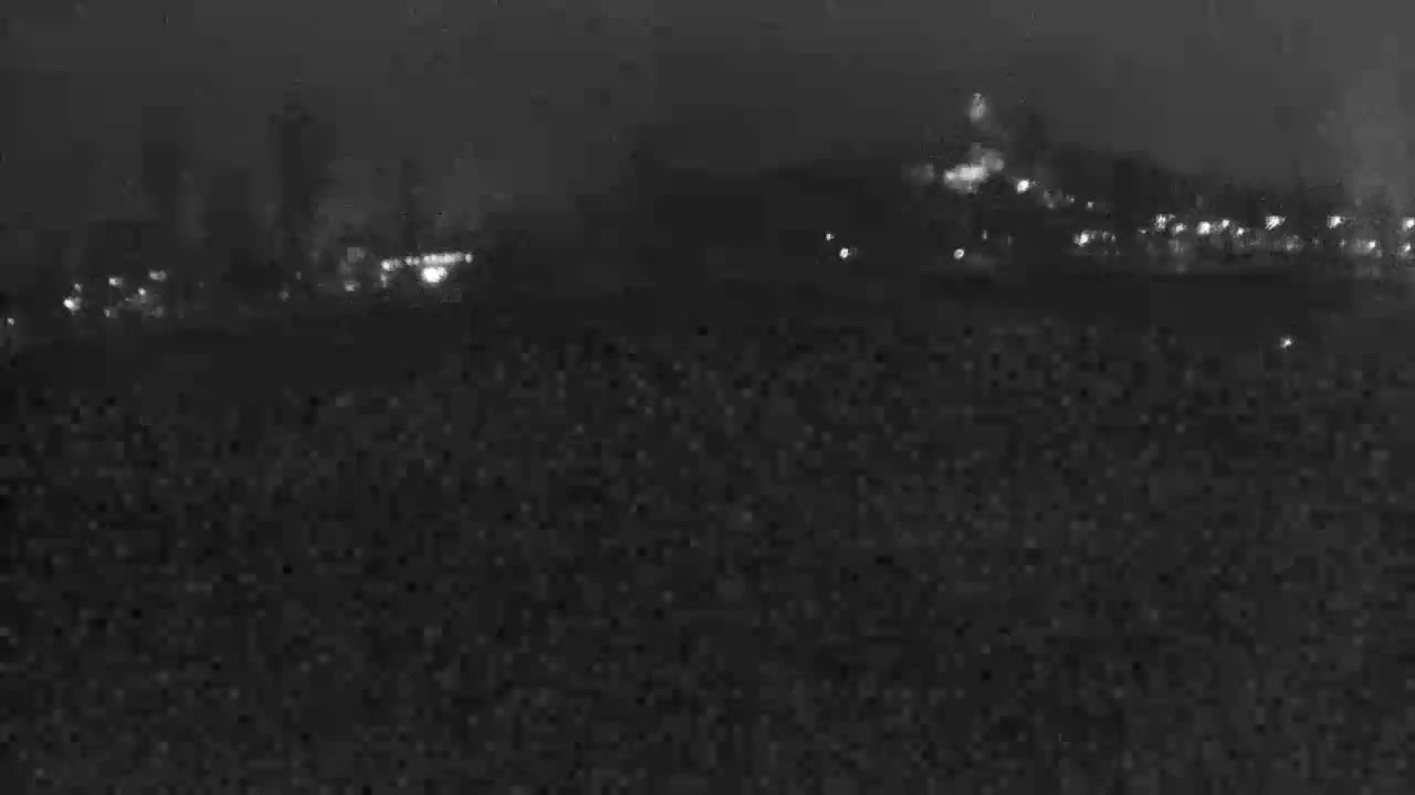 Trenčín, Summer Swimming Pool Outdoor  Live Cam - Trencin, Okres Trencin, Slovakia