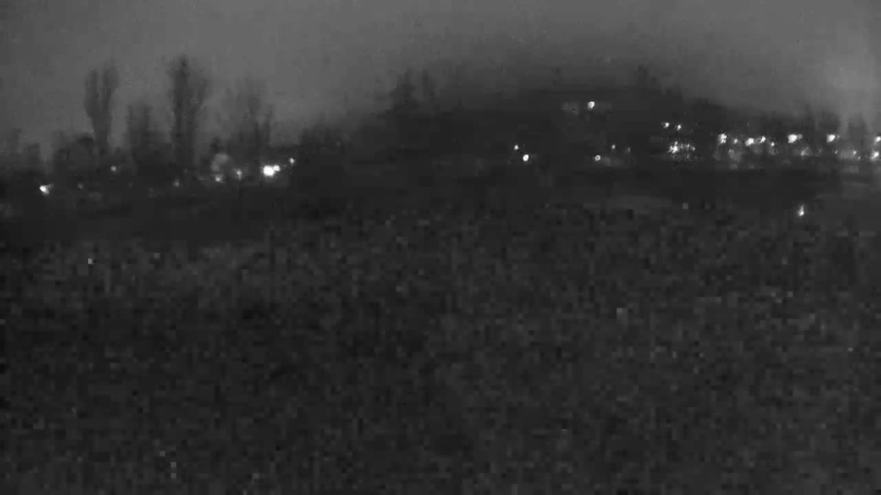 Trenčín, Summer Swimming Pool Outdoor  Live Cam - Trencin, Okres Trencin, Slovakia