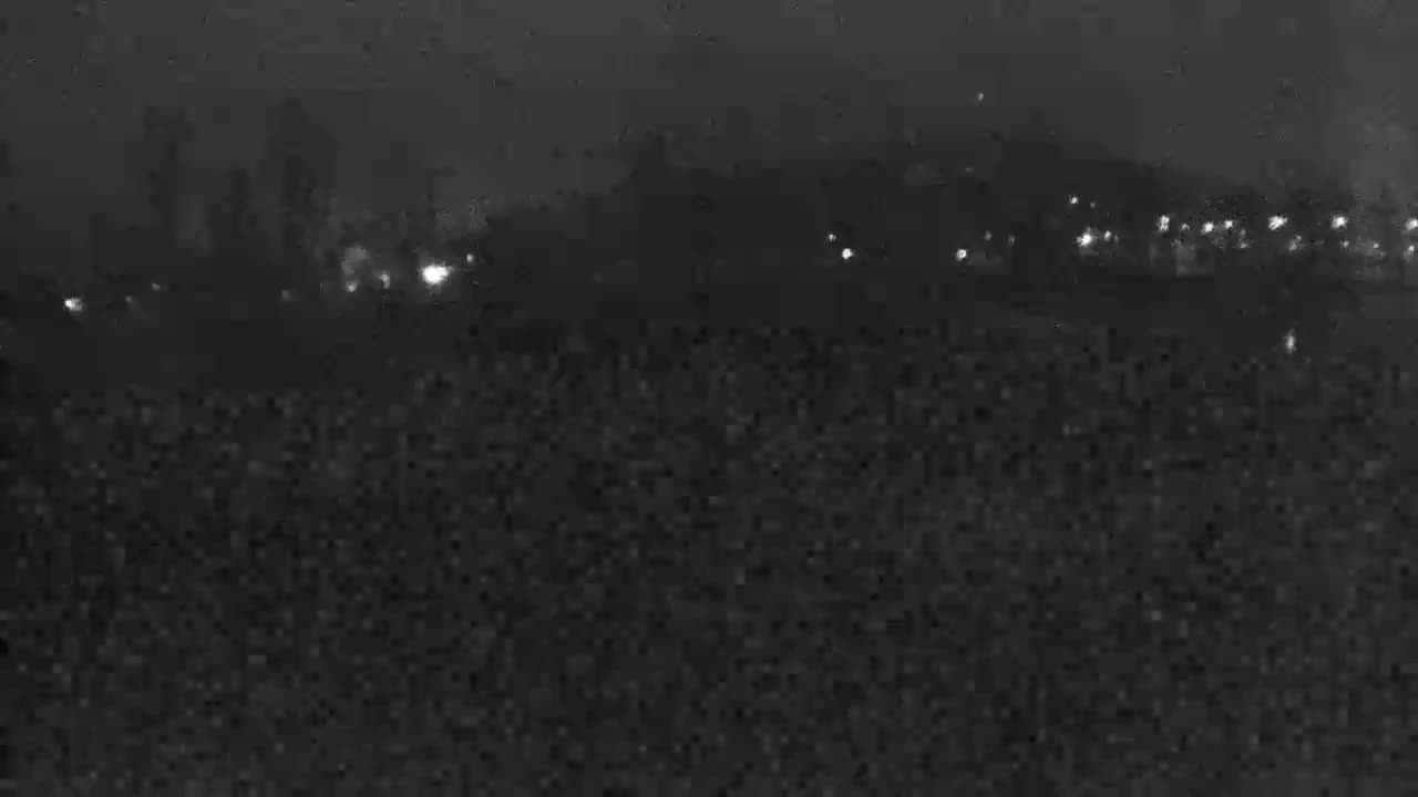 Trenčín, Summer Swimming Pool Outdoor  Live Cam - Trencin, Okres Trencin, Slovakia