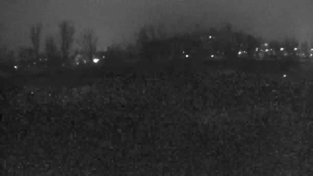 Trenčín, Summer Swimming Pool Outdoor  Live Cam - Trencin, Okres Trencin, Slovakia