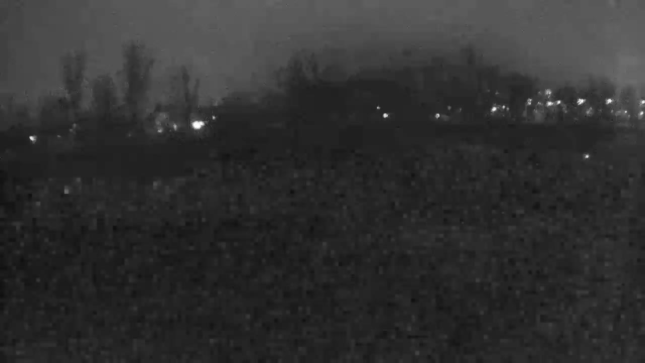 Trenčín, Summer Swimming Pool Outdoor  Live Cam - Trencin, Okres Trencin, Slovakia