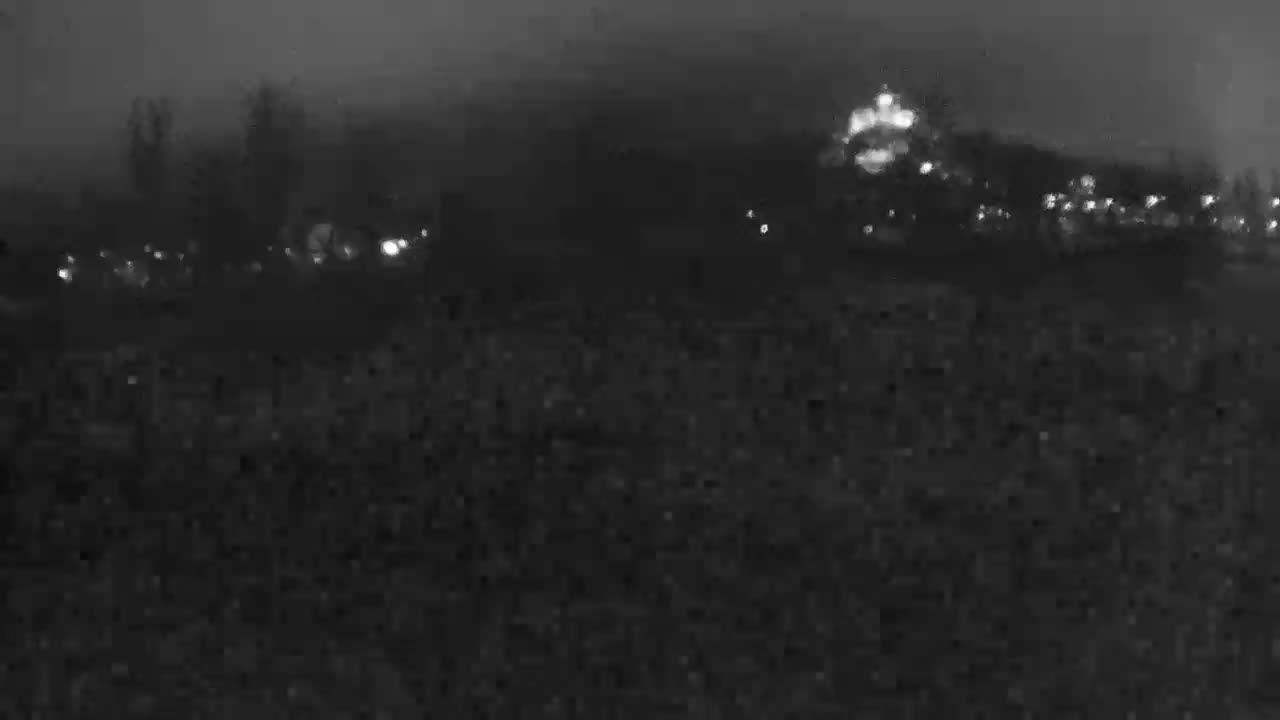 Trenčín, Summer Swimming Pool Outdoor  Live Cam - Trencin, Okres Trencin, Slovakia