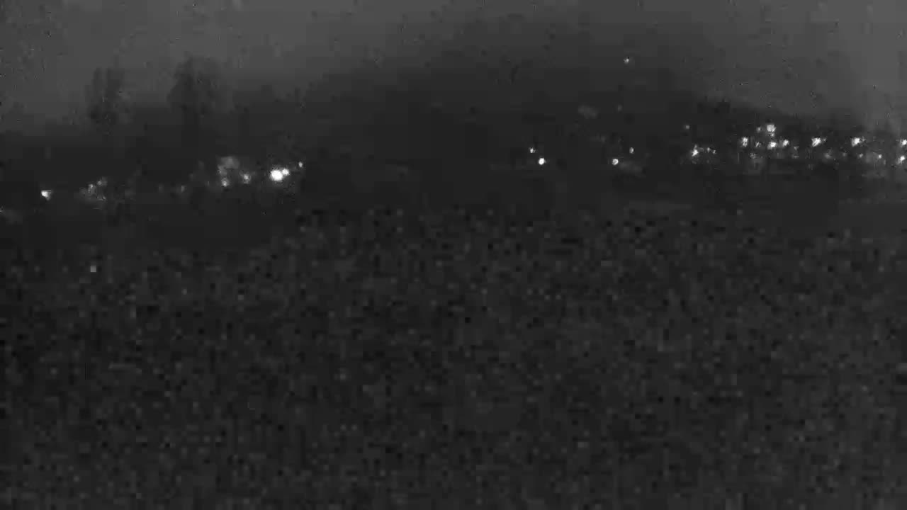 Trenčín, Summer Swimming Pool Outdoor  Live Cam - Trencin, Okres Trencin, Slovakia