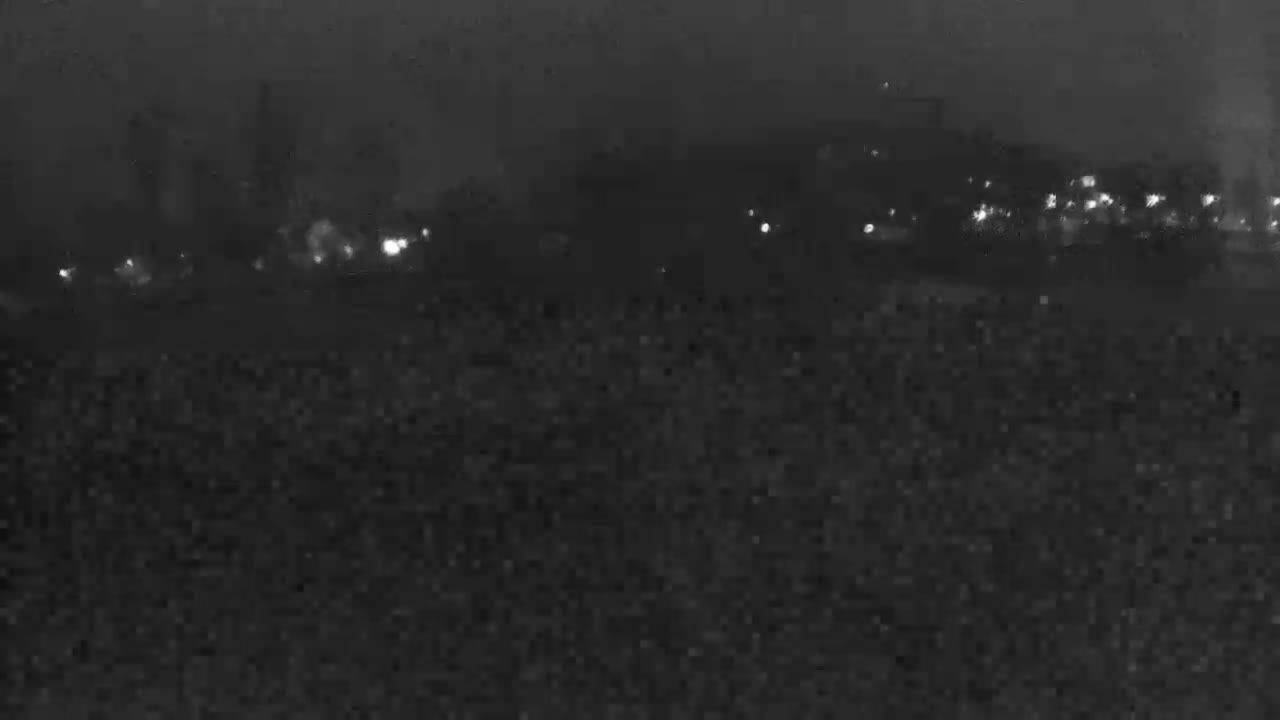Trenčín, Summer Swimming Pool Outdoor  Live Cam - Trencin, Okres Trencin, Slovakia