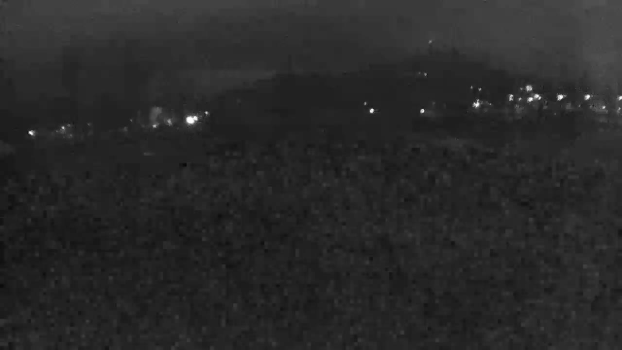 Trenčín, Summer Swimming Pool Outdoor  Live Cam - Trencin, Okres Trencin, Slovakia