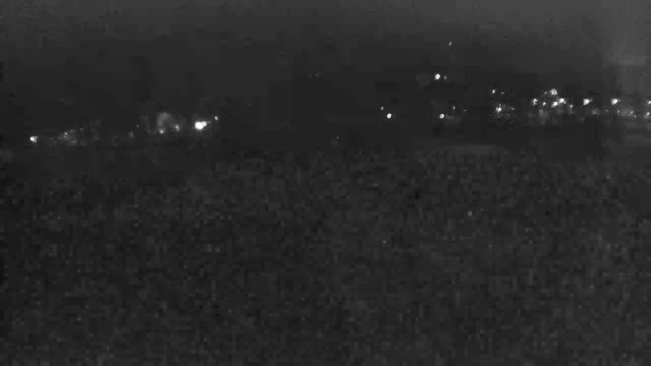 Trenčín, Summer Swimming Pool Outdoor  Live Cam - Trencin, Okres Trencin, Slovakia