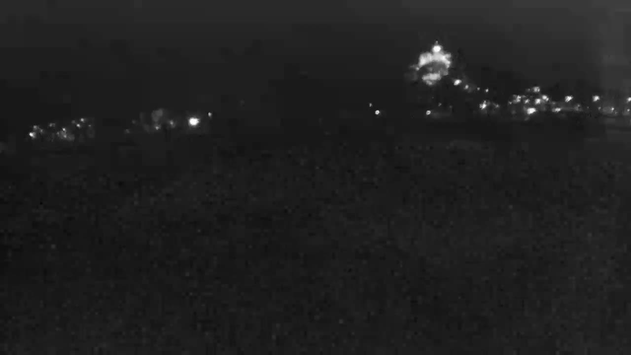 Trenčín, Summer Swimming Pool Outdoor  Live Cam - Trencin, Okres Trencin, Slovakia