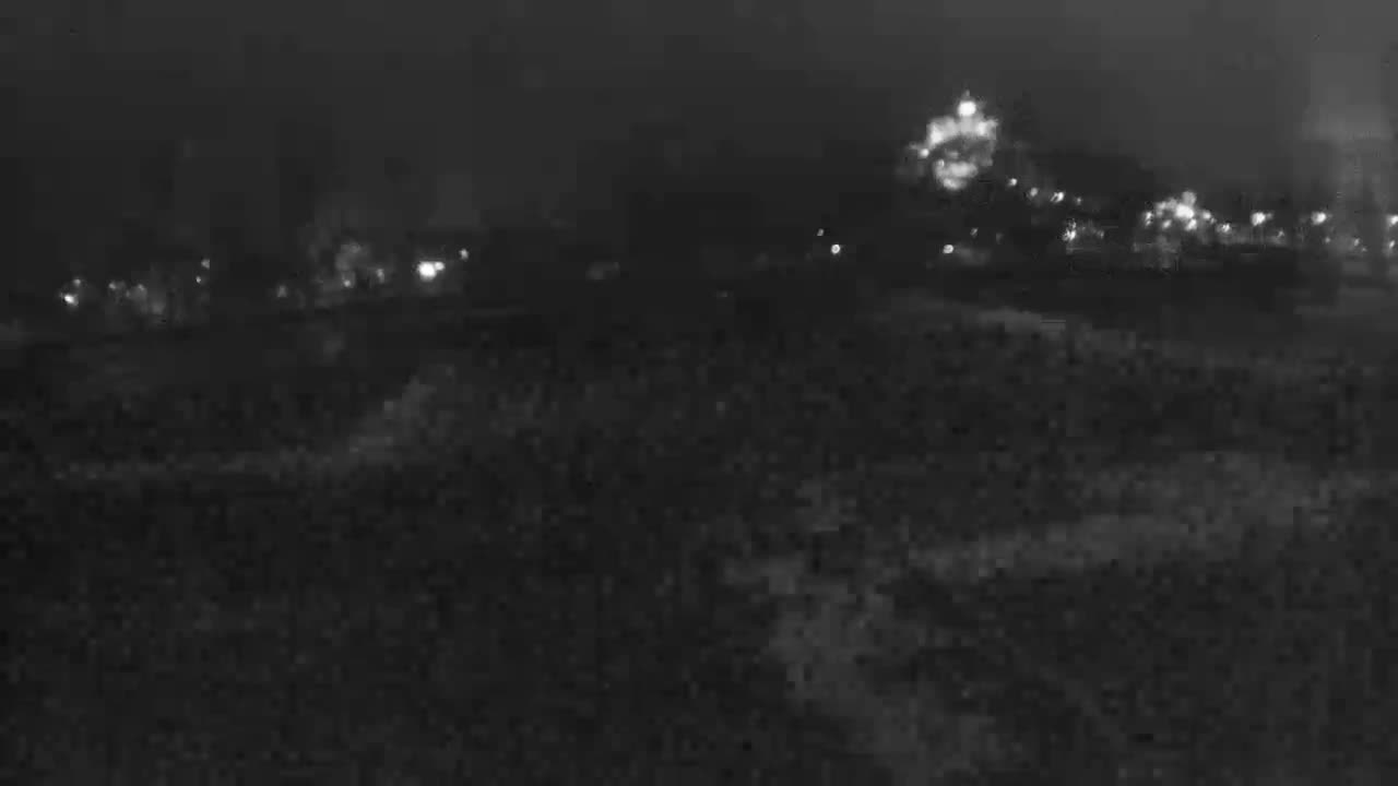 Trenčín, Summer Swimming Pool Outdoor  Live Cam - Trencin, Okres Trencin, Slovakia