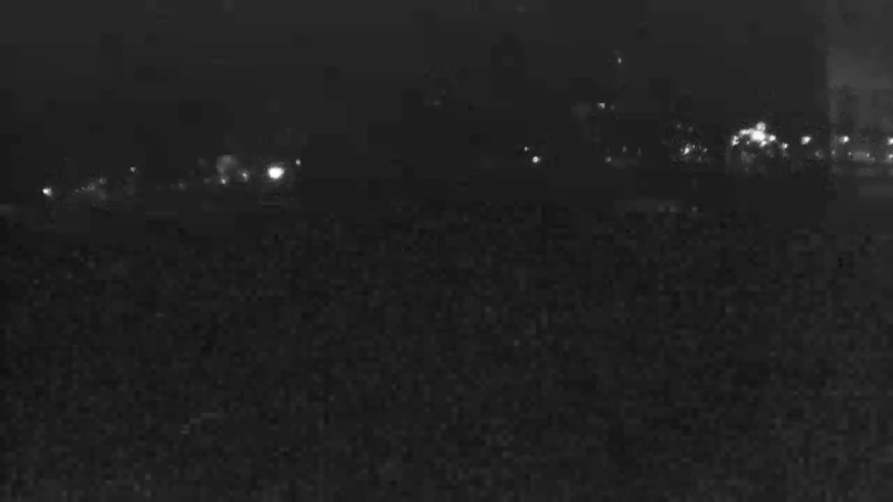 Trenčín, Summer Swimming Pool Outdoor  Live Cam - Trencin, Okres Trencin, Slovakia