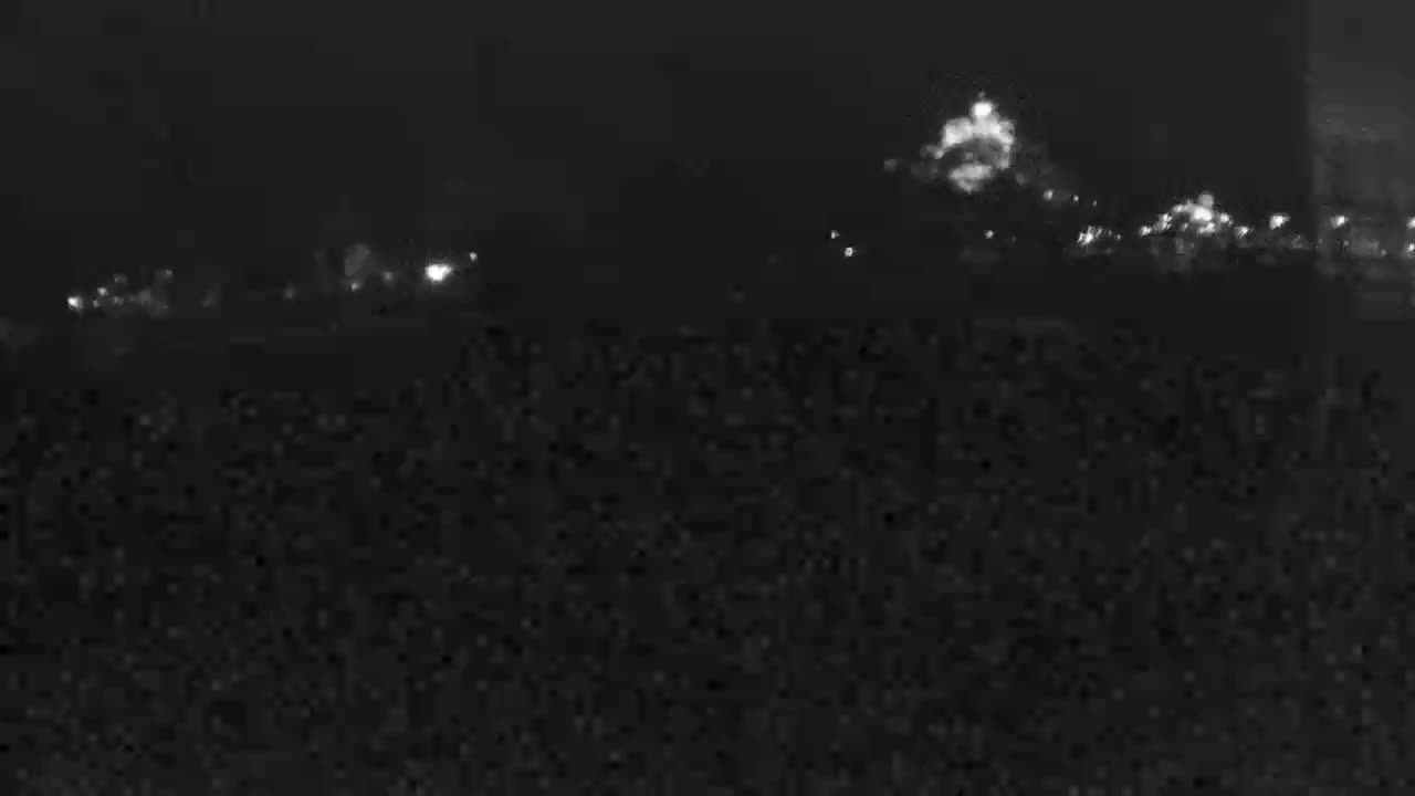 Trenčín, Summer Swimming Pool Outdoor  Live Cam - Trencin, Okres Trencin, Slovakia