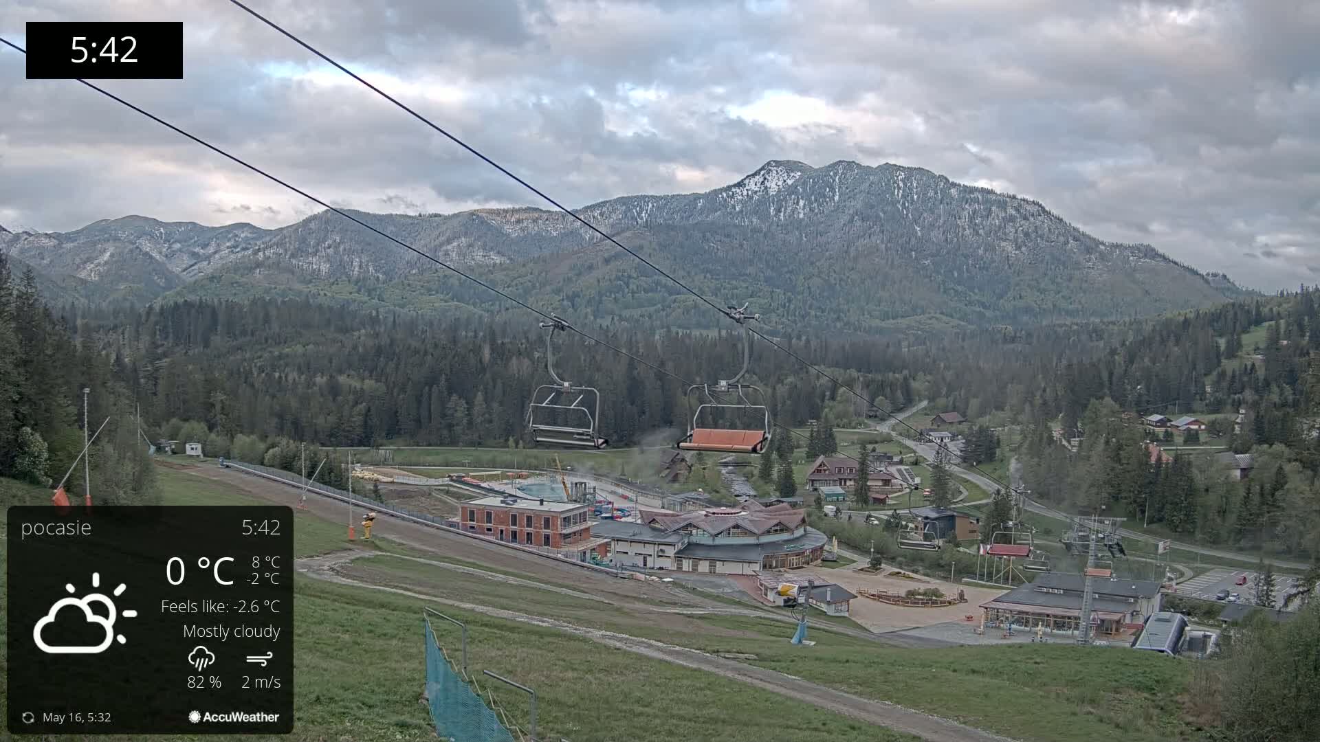 Meander Oravice Village Ski Slopes & Osobita Mountain Live Cam - Vitanova, Tvrdosin, Zilina, Slovakia