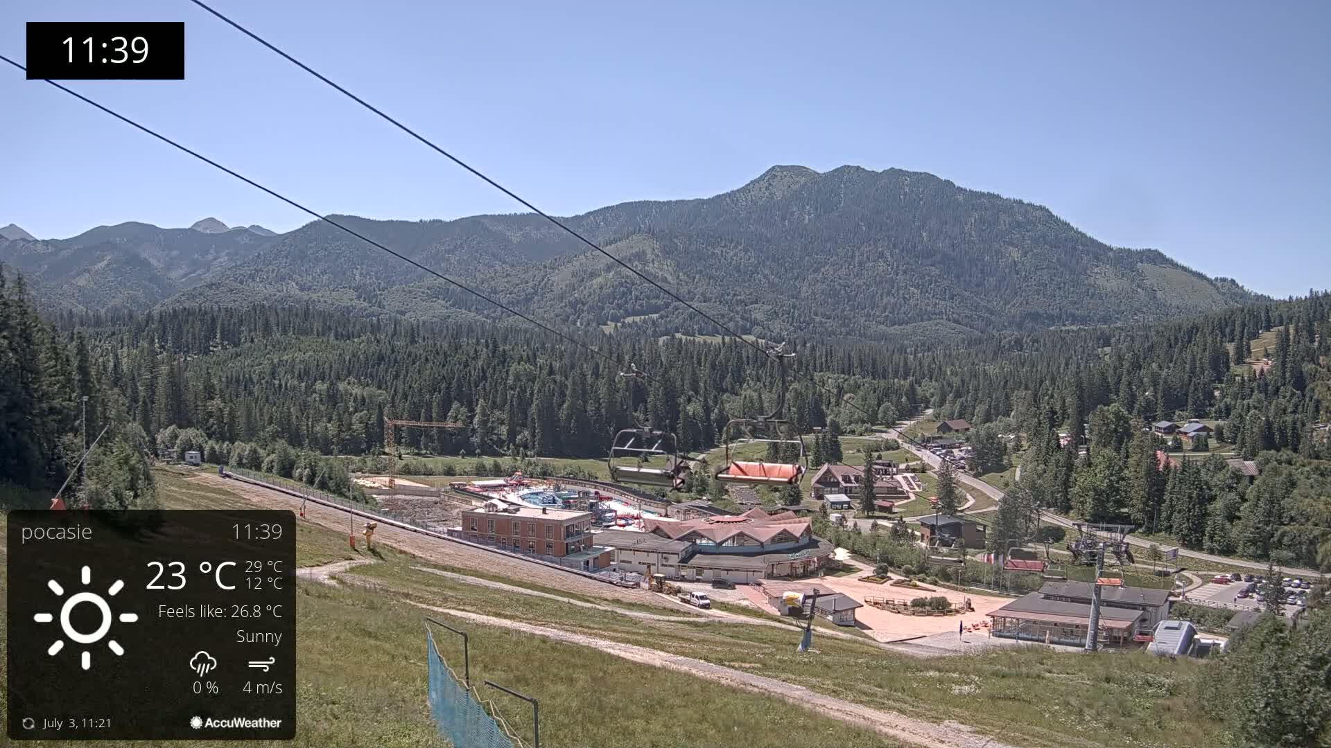 Meander Oravice Village Ski Slopes & Osobita Mountain Live Cam - Vitanova, Tvrdosin, Zilina, Slovakia