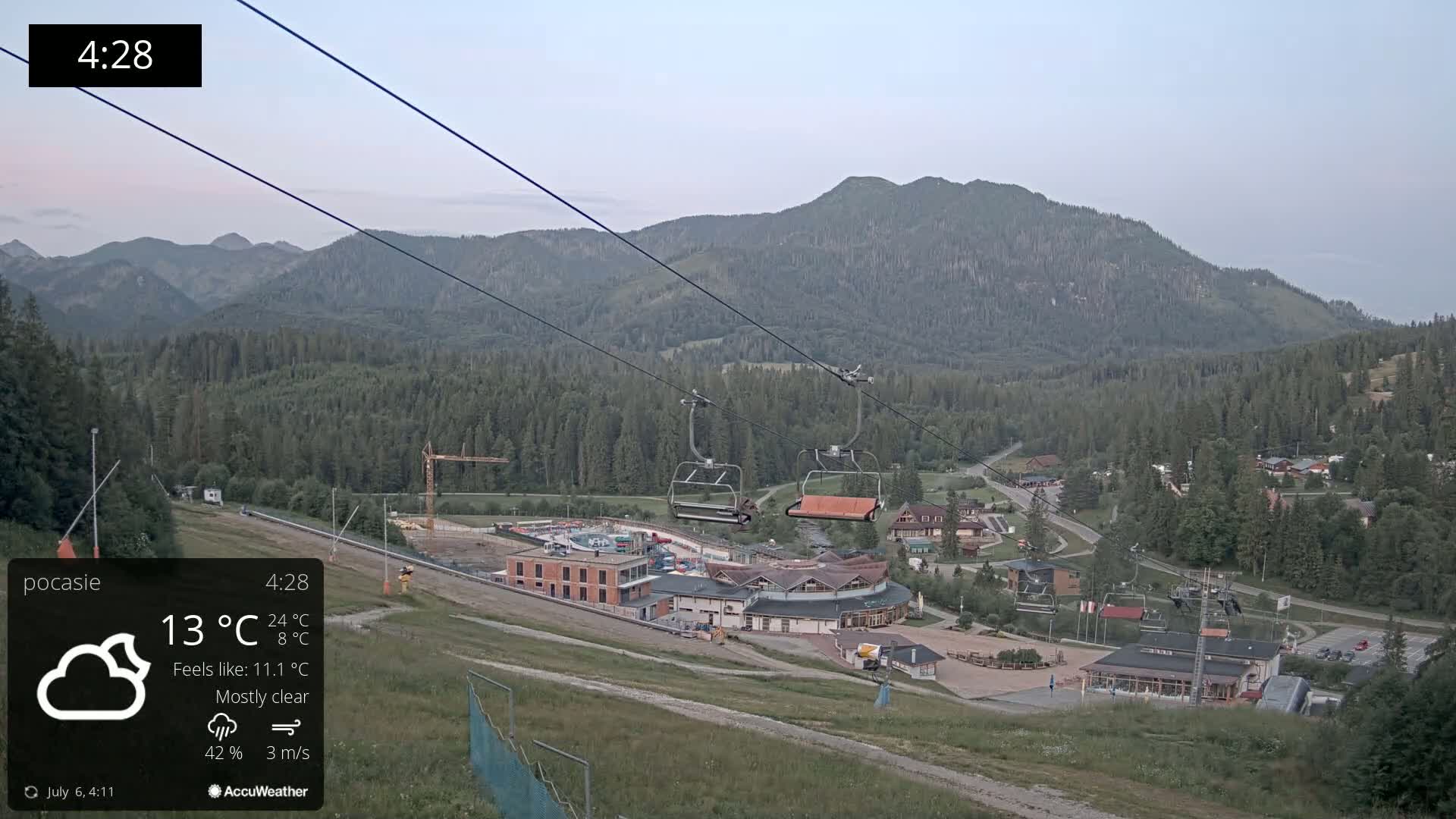 Meander Oravice Village Ski Slopes & Osobita Mountain Live Cam - Vitanova, Tvrdosin, Zilina, Slovakia