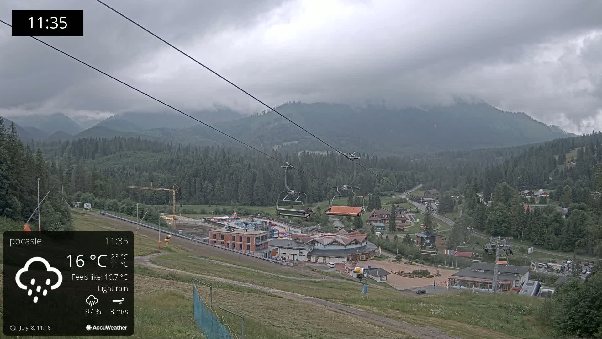 Meander Oravice Village Ski Slopes & Osobita Mountain Live Cam - Vitanova, Tvrdosin, Zilina, Slovakia