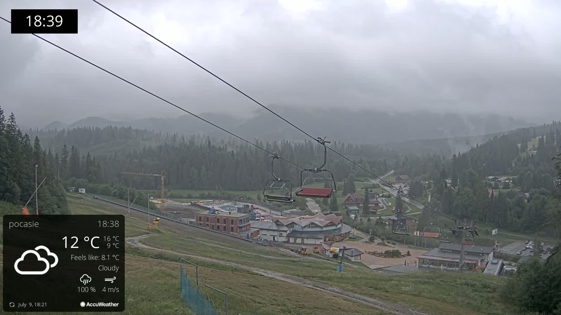 Meander Oravice Village Ski Slopes & Osobita Mountain Live Cam - Vitanova, Tvrdosin, Zilina, Slovakia