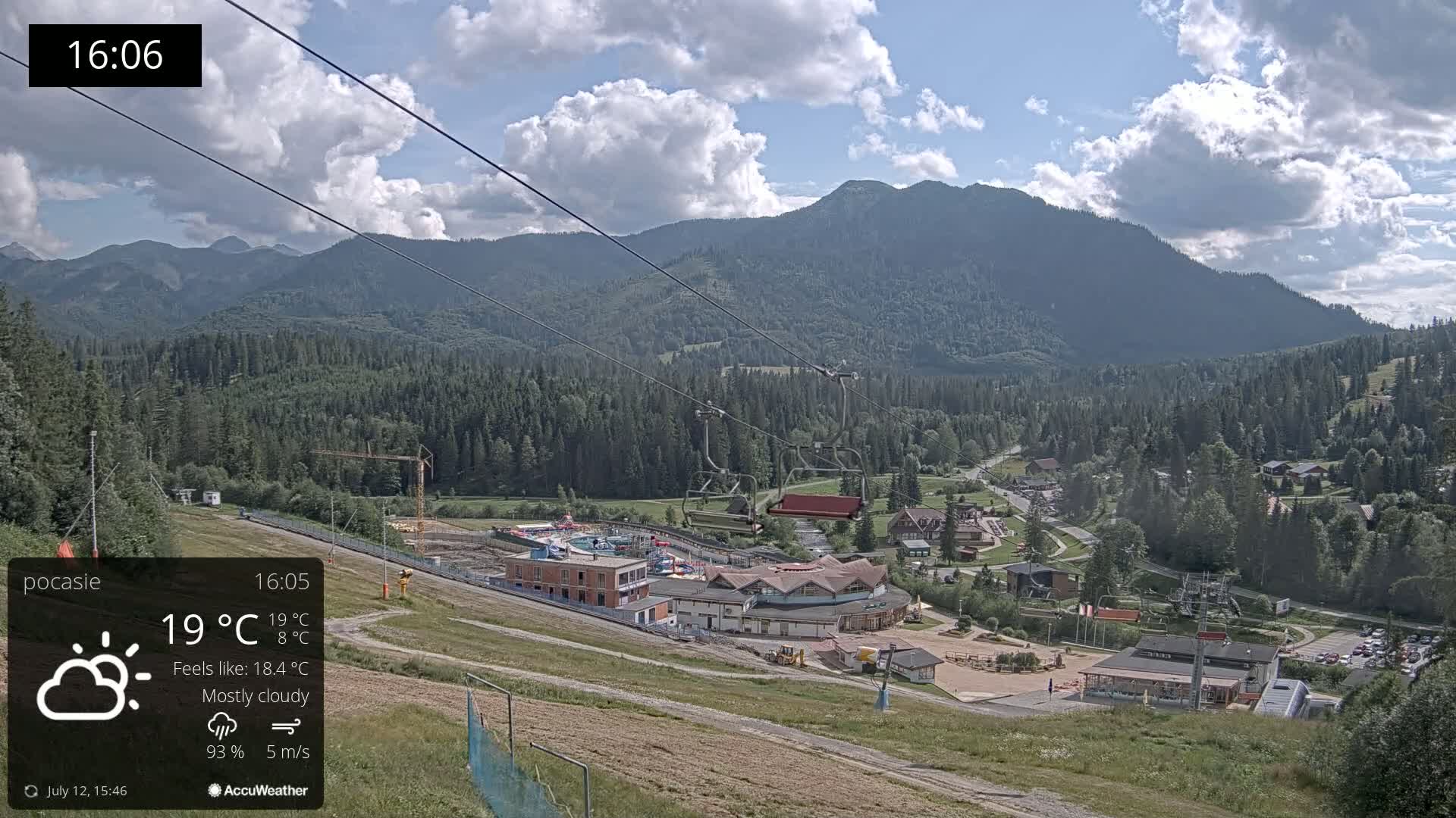Meander Oravice Village Ski Slopes & Osobita Mountain Live Cam - Vitanova, Tvrdosin, Zilina, Slovakia