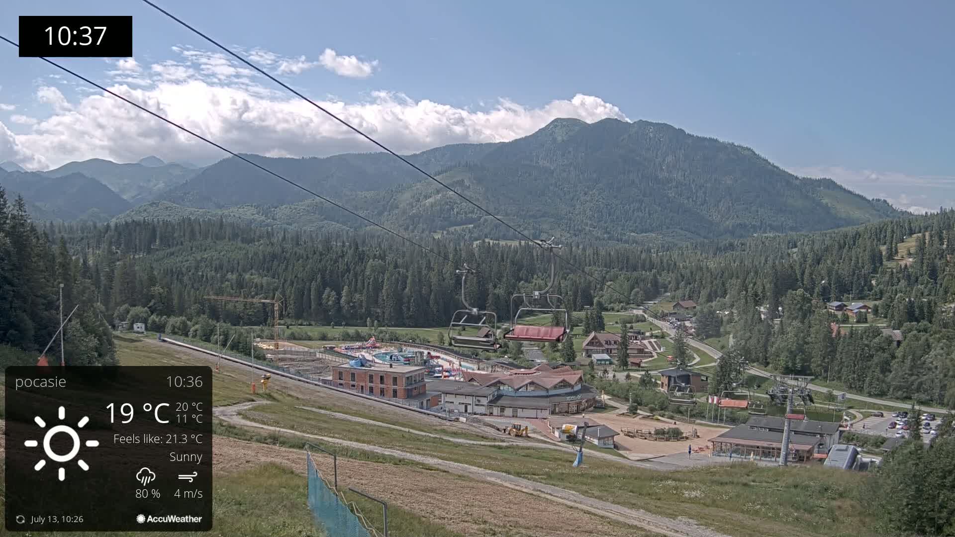 Meander Oravice Village Ski Slopes & Osobita Mountain Live Cam - Vitanova, Tvrdosin, Zilina, Slovakia