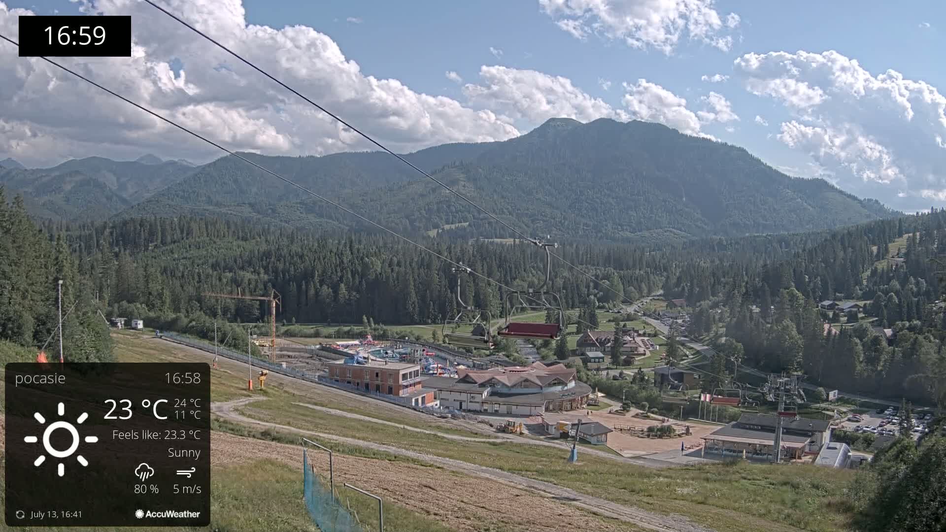 Meander Oravice Village Ski Slopes & Osobita Mountain Live Cam - Vitanova, Tvrdosin, Zilina, Slovakia