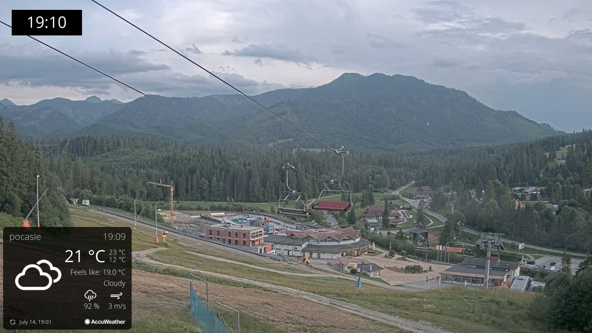 Meander Oravice Village Ski Slopes & Osobita Mountain Live Cam - Vitanova, Tvrdosin, Zilina, Slovakia