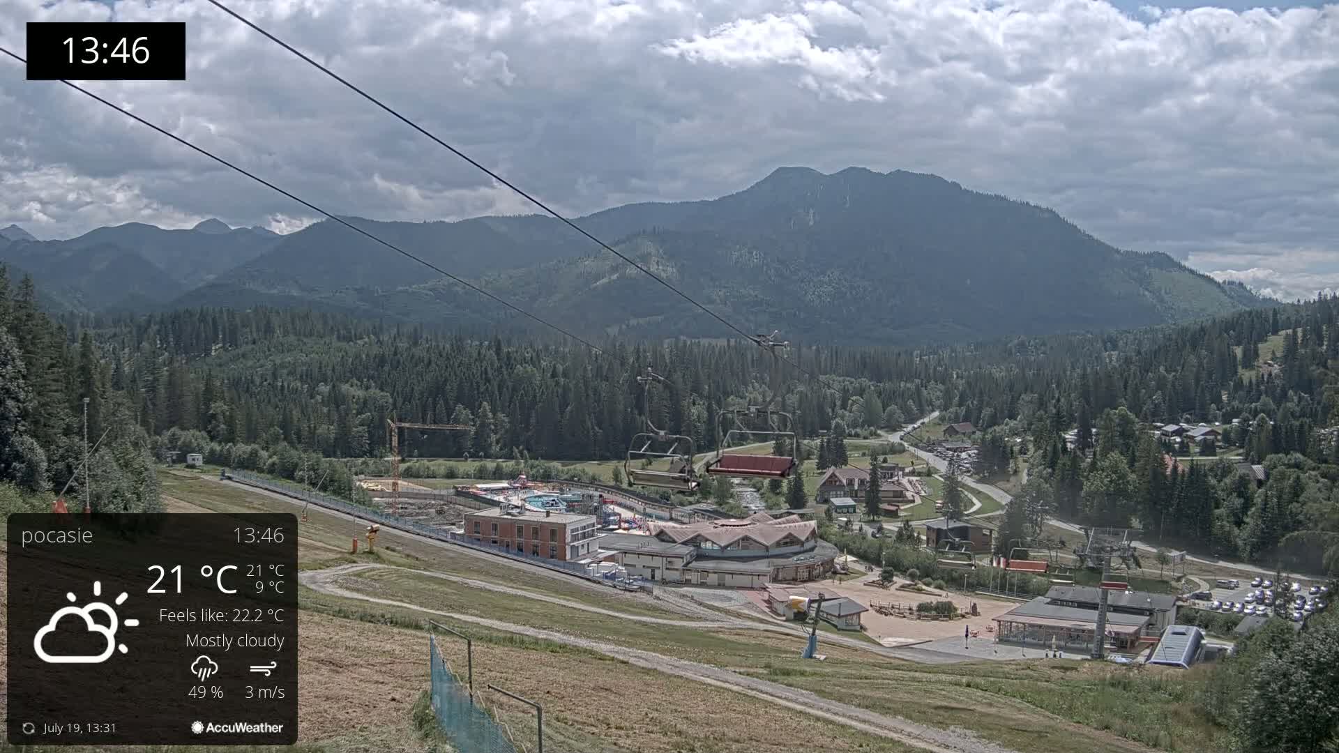 Meander Oravice Village Ski Slopes & Osobita Mountain Live Cam - Vitanova, Tvrdosin, Zilina, Slovakia