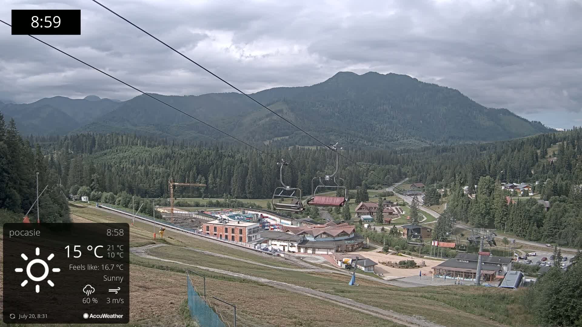 Meander Oravice Village Ski Slopes & Osobita Mountain Live Cam - Vitanova, Tvrdosin, Zilina, Slovakia