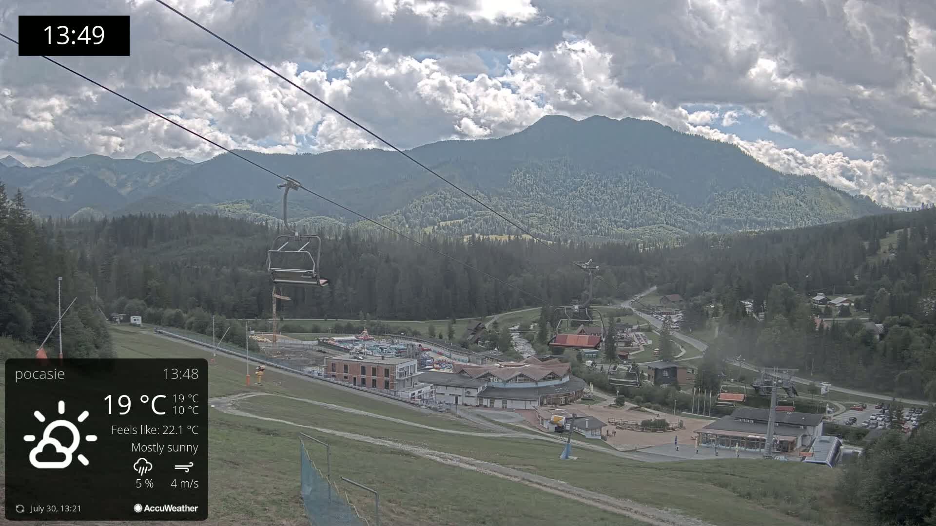 Meander Oravice Village Ski Slopes & Osobita Mountain Live Cam - Vitanova, Tvrdosin, Zilina, Slovakia