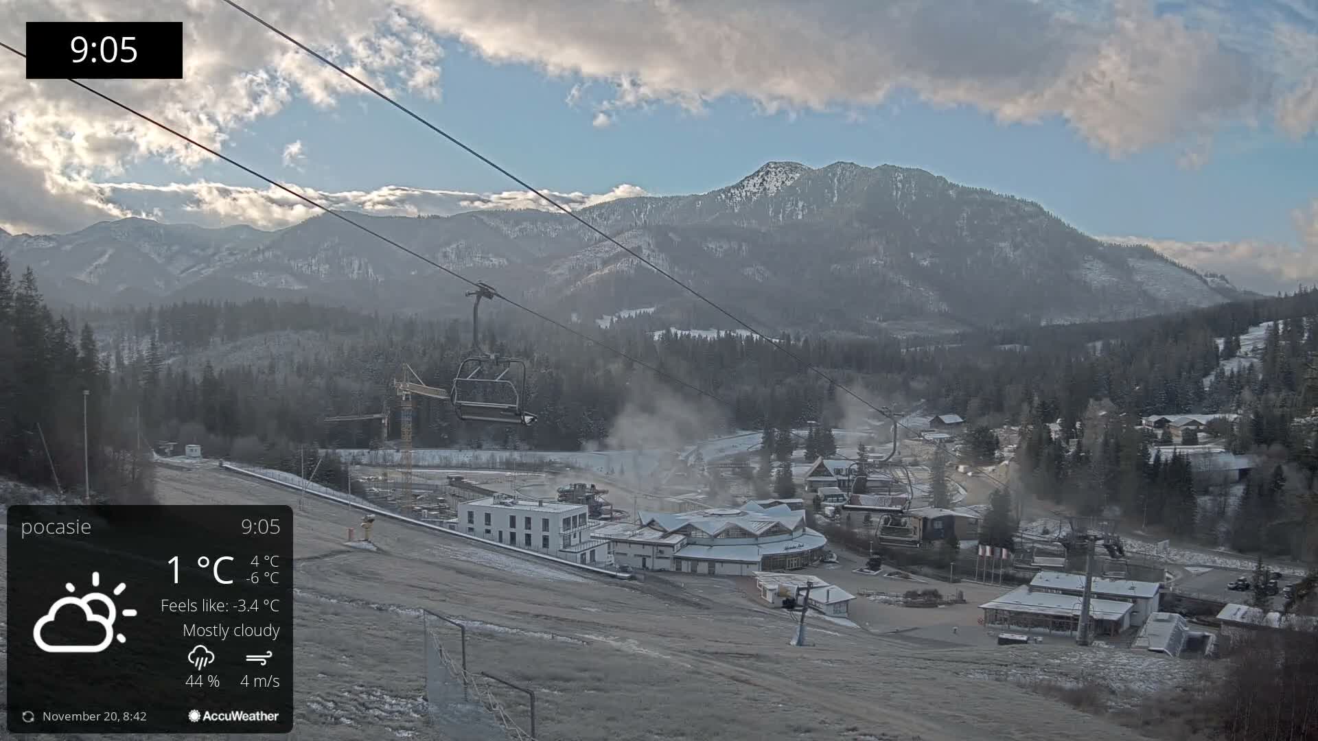 Meander Oravice Village Ski Slopes & Osobita Mountain Live Cam - Vitanova, Tvrdosin, Zilina, Slovakia