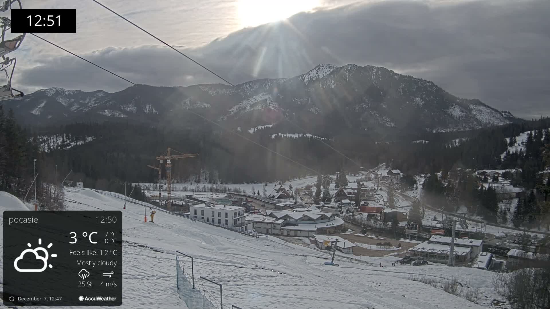 Meander Oravice Village Ski Slopes & Osobita Mountain Live Cam - Vitanova, Tvrdosin, Zilina, Slovakia