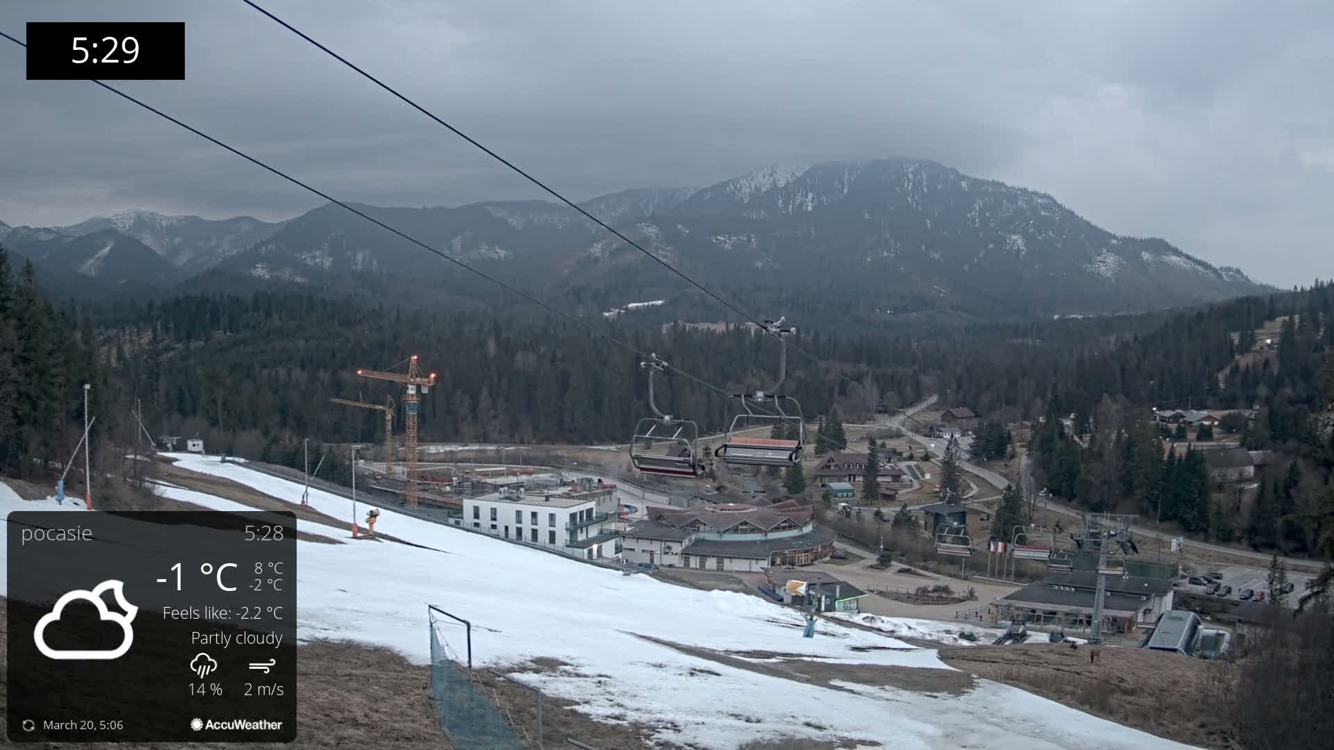 Meander Oravice Village Ski Slopes & Osobita Mountain Live Cam - Vitanova, Tvrdosin, Zilina, Slovakia
