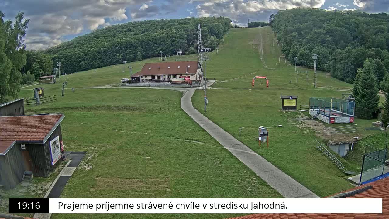 Jahodna Ski Slope West View Live Cam - Sever, Kosice 1, Kosice, Slovakia