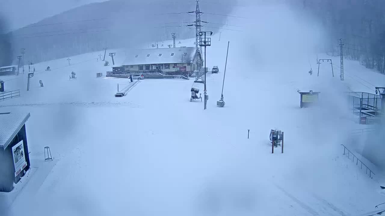 Jahodna Ski Slope West View Live Cam - Sever, Kosice 1, Kosice, Slovakia