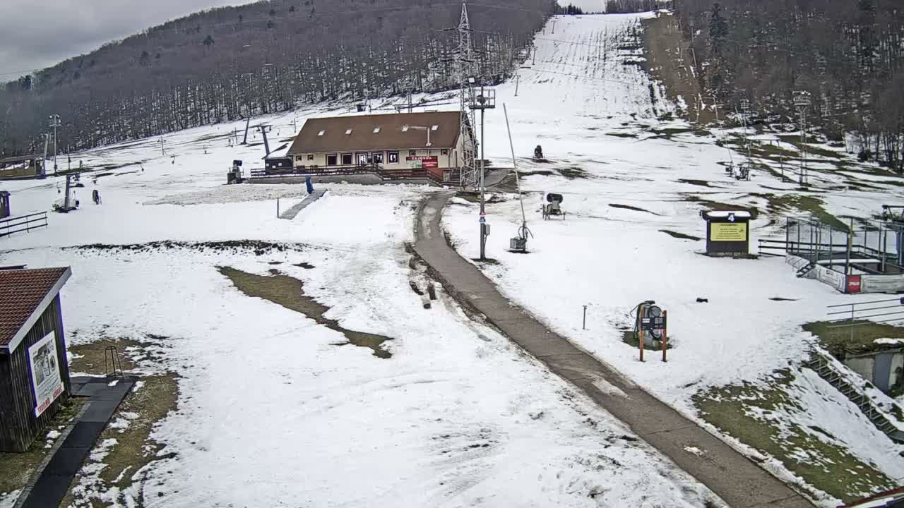 Jahodna Ski Slope West View Live Cam - Sever, Kosice 1, Kosice, Slovakia