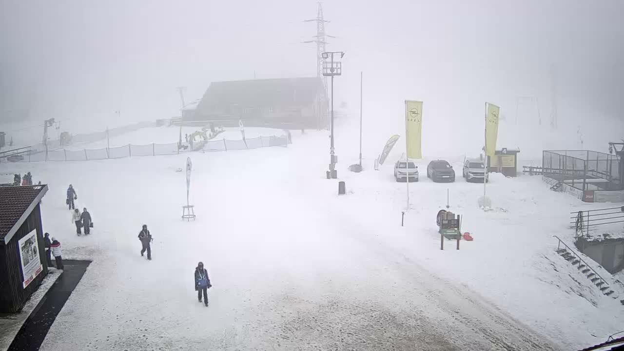 Jahodna Ski Slope West View Live Cam - Sever, Kosice 1, Kosice, Slovakia