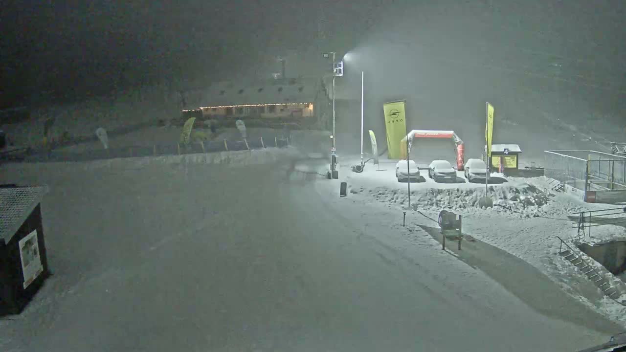 Jahodna Ski Slope West View Live Cam - Sever, Kosice 1, Kosice, Slovakia