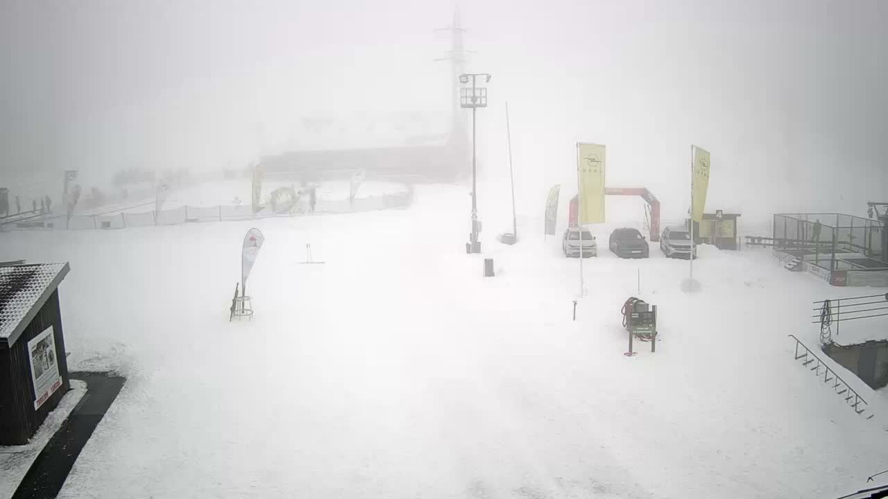 Jahodna Ski Slope West View Live Cam - Sever, Kosice 1, Kosice, Slovakia