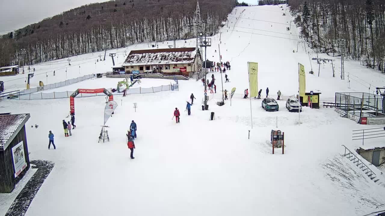 Jahodna Ski Slope West View Live Cam - Sever, Kosice 1, Kosice, Slovakia