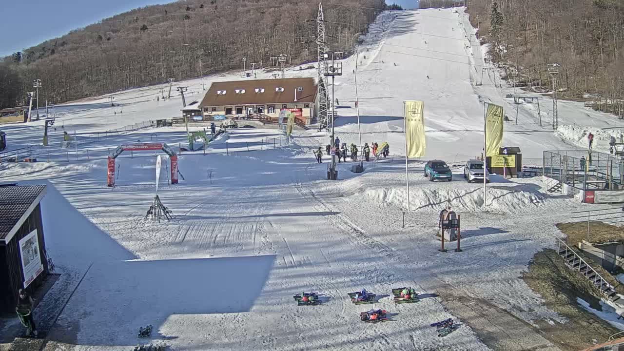 Jahodna Ski Slope West View Live Cam - Sever, Kosice 1, Kosice, Slovakia