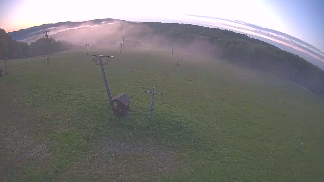 Jahodna Ski Slope East View Live Cam - Sever, Kosice 1, Kosice, Slovakia