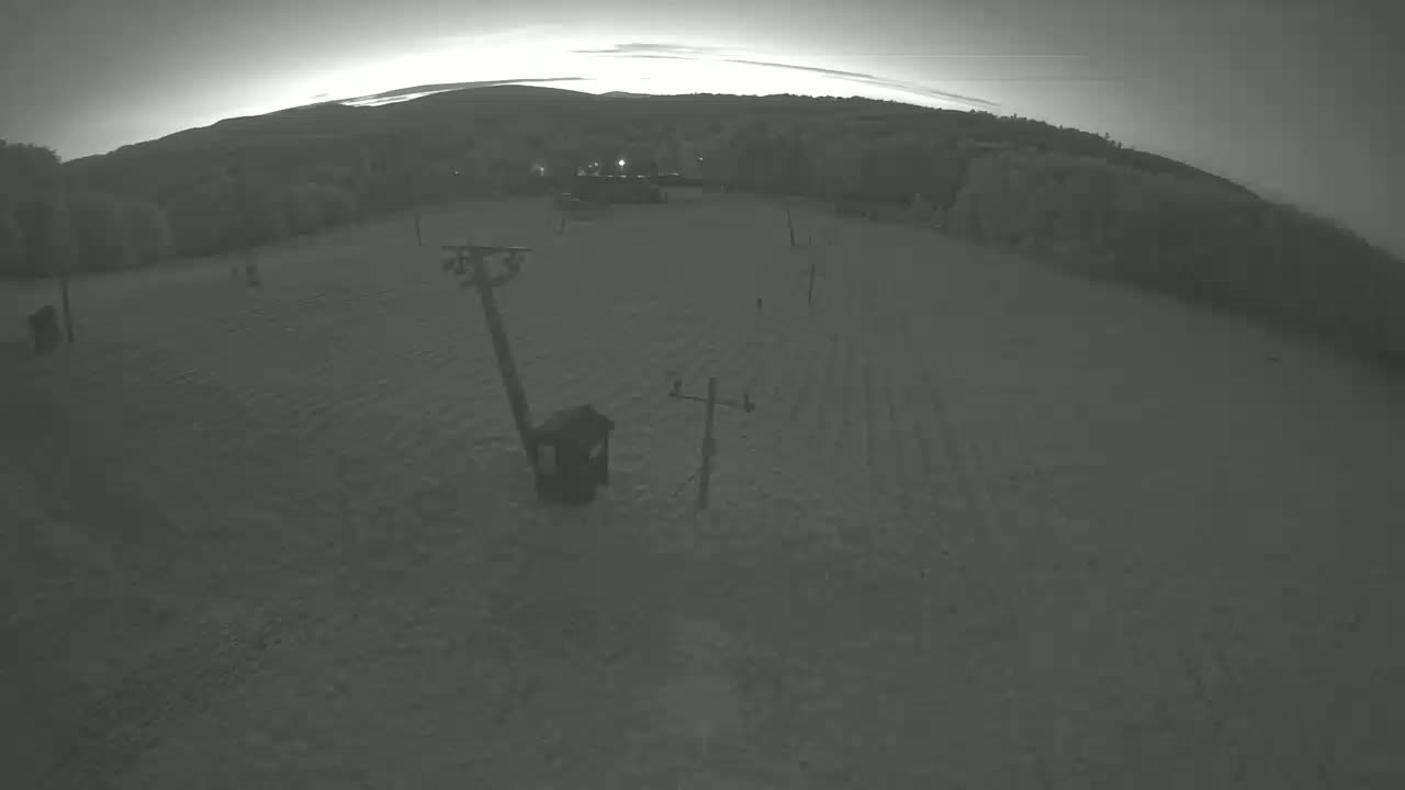 Jahodna Ski Slope East View Live Cam - Sever, Kosice 1, Kosice, Slovakia