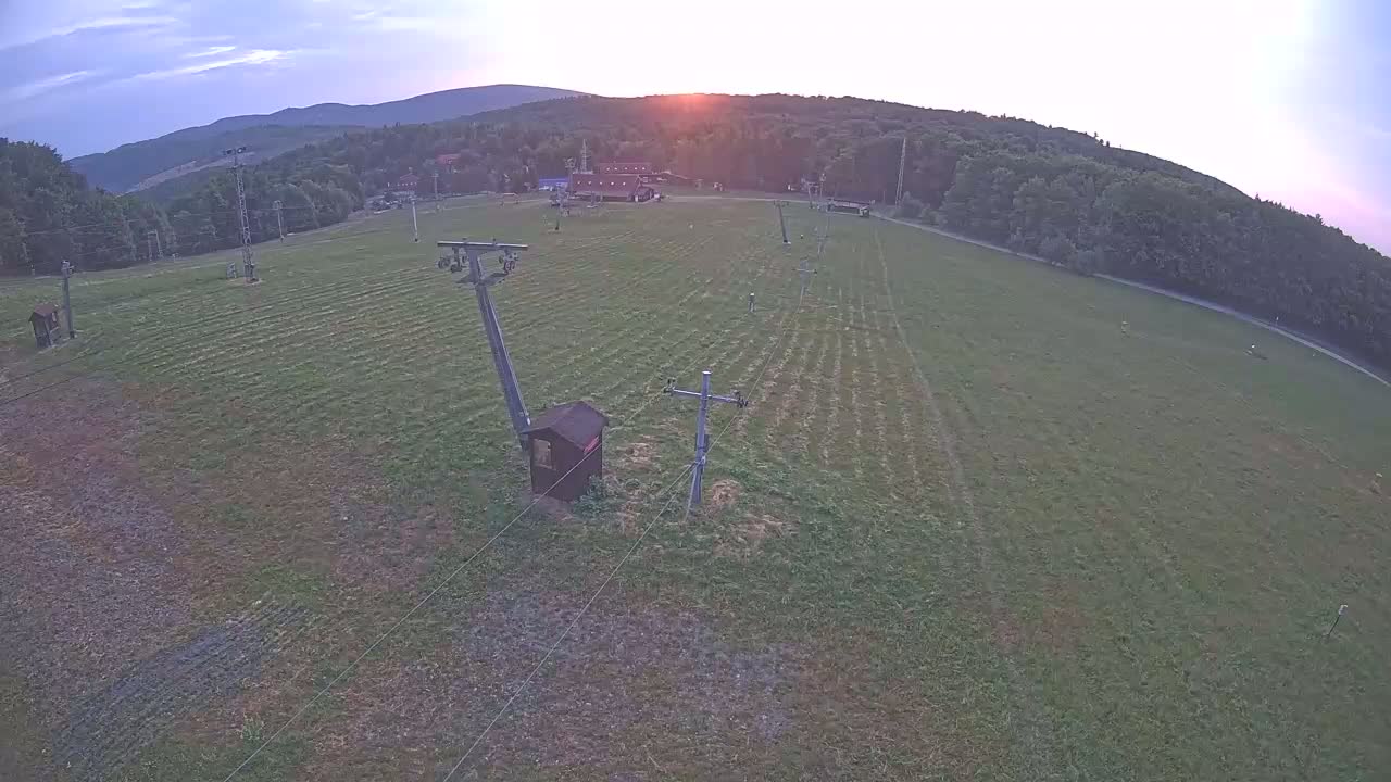 Jahodna Ski Slope East View Live Cam - Sever, Kosice 1, Kosice, Slovakia