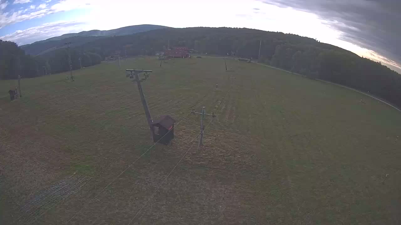 Jahodna Ski Slope East View Live Cam - Sever, Kosice 1, Kosice, Slovakia