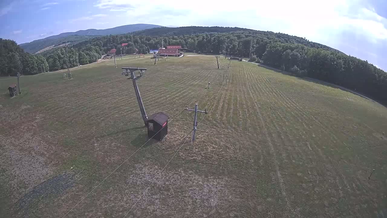 Jahodna Ski Slope East View Live Cam - Sever, Kosice 1, Kosice, Slovakia