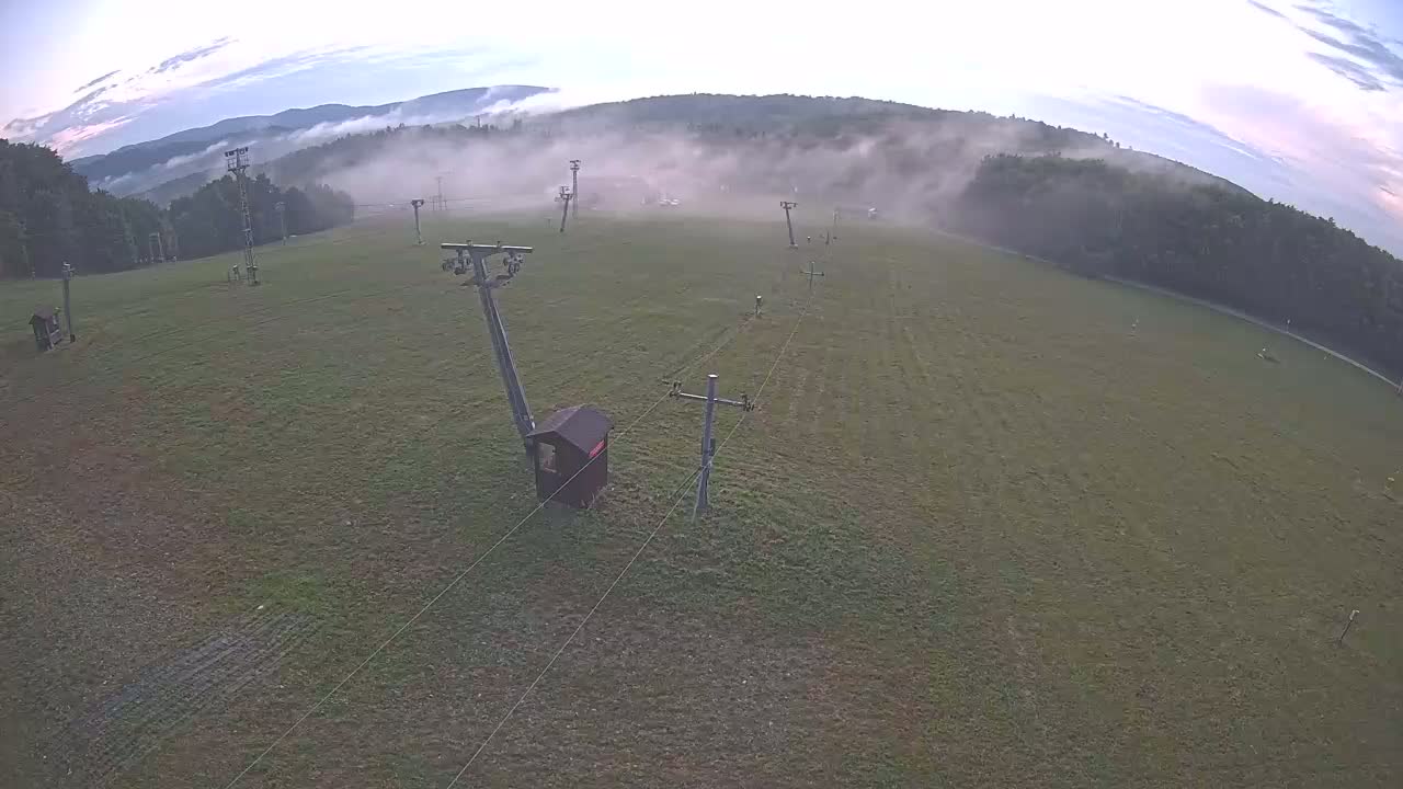 Jahodna Ski Slope East View Live Cam - Sever, Kosice 1, Kosice, Slovakia