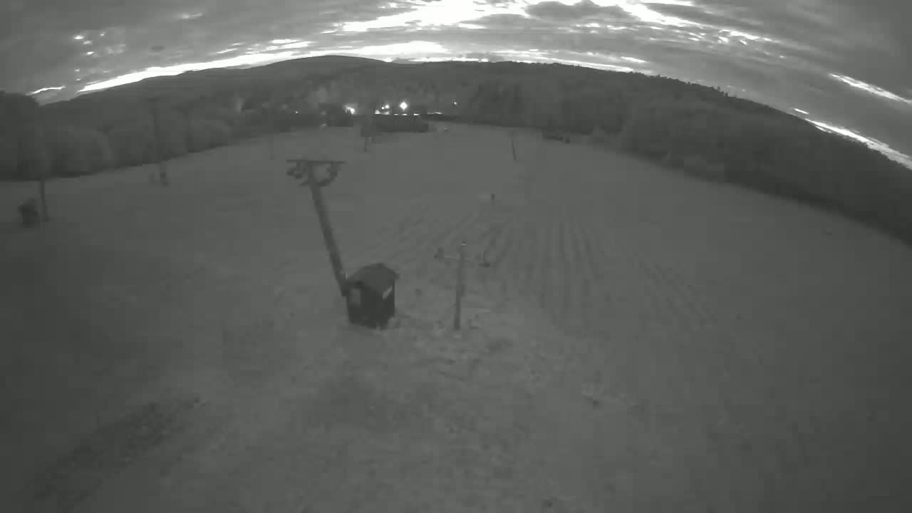 Jahodna Ski Slope East View Live Cam - Sever, Kosice 1, Kosice, Slovakia