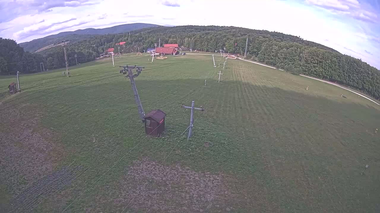 Jahodna Ski Slope East View Live Cam - Sever, Kosice 1, Kosice, Slovakia