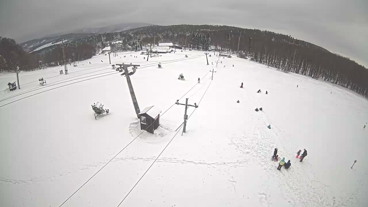 Jahodna Ski Slope East View Live Cam - Sever, Kosice 1, Kosice, Slovakia